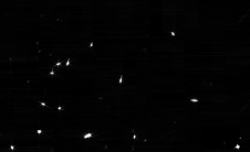 2月16日詹姆斯韦伯太空望远镜使用其所有18个主镜段看到它的第一颗恒星